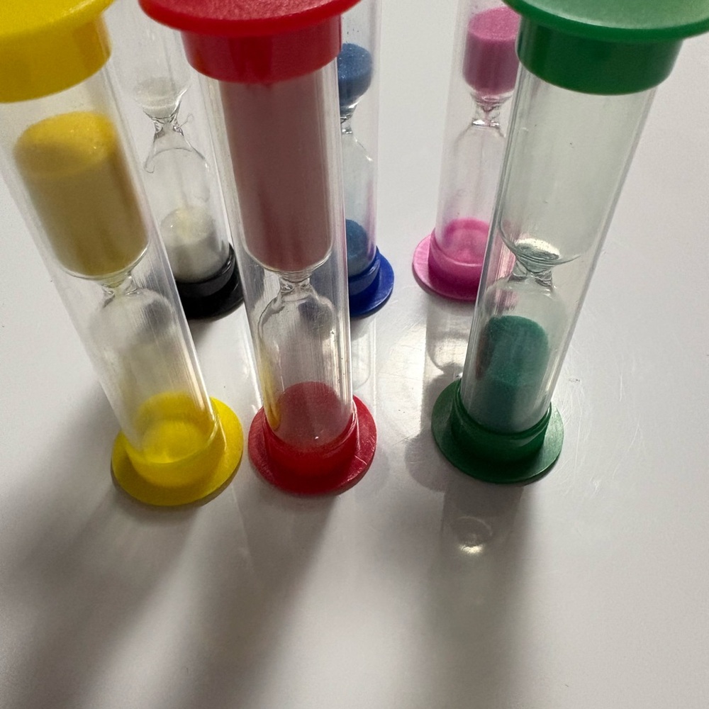 Colorful Sand Timer Set for Parties - Picture 3 of 3